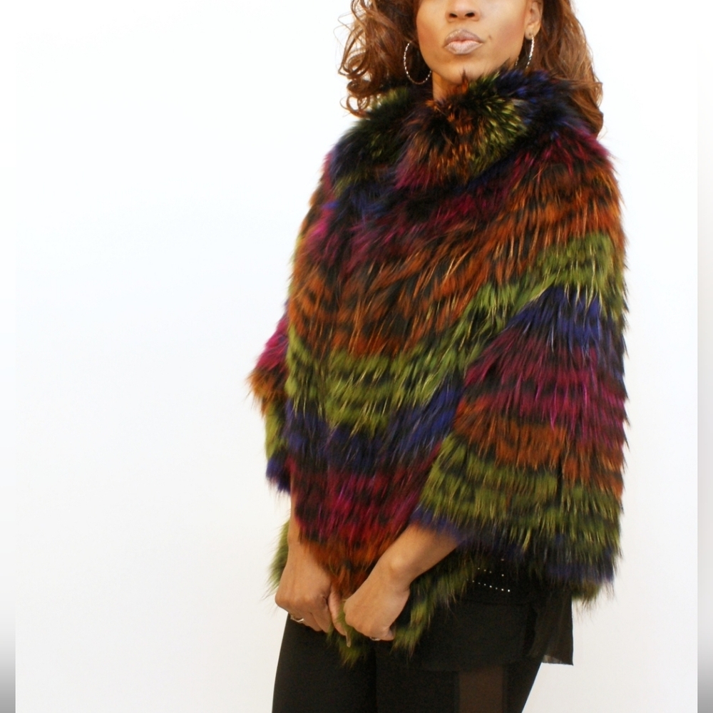Fox Fur Cape Poncho Jacket - Picture 14 of 16
